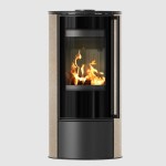 Piec wolnosotojący koza ERIK Ø 150 5,5 kW ozdobna ceramika akumulacyjna GOLD SATIN czarne wyłożenie